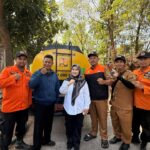 Wakil Wali Kota Cirebon Siti Farida Rosmawati turun langsung meninjau kondisi pemenuhan air bersih di wilayah tersebut, Senin (3/8/2026). Peninjauan dilakukan setelah pemerintah menerima laporan dari masyarakat terkait berkurangnya debit air selama kemarau.