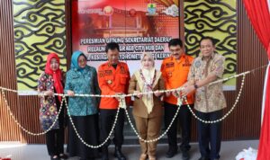 WhatsApp Image 2026-08-11 at 14.17.11 Wali Kota Cirebon Effendi Edo meresmikan kantor baru Sekretariat Daerah (Setda) Kota Cirebon di kawasan Grage City Hub, Selasa (11/8/2026).*