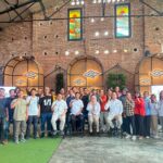 Wali Kota Cirebon Effendi Edo foto bersama pada event penyelenggaraan Trikarsa Fest 2026 yang digelar Kantor Perwakilan Bank Indonesia (BI) Cirebon di Grage Mall Cirebon, 14–17 Agustus 2026.*
